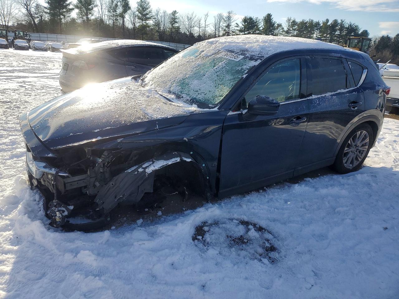 Salvage Mazda Cx Image