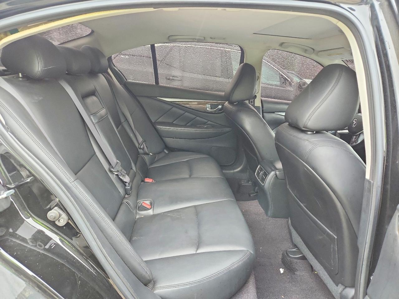 INFINITI Q50 3.0t Luxe