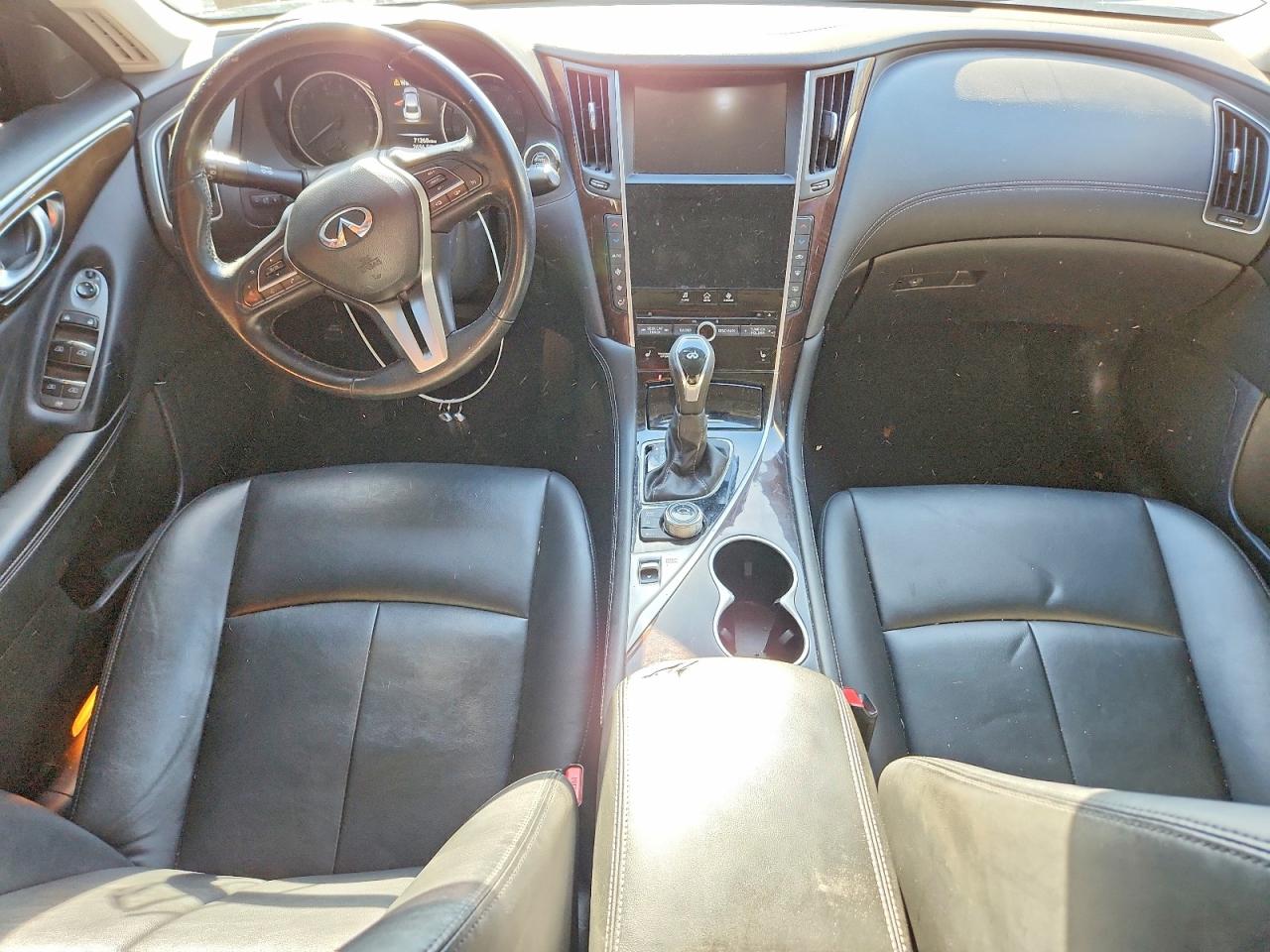 INFINITI Q50 3.0t Luxe