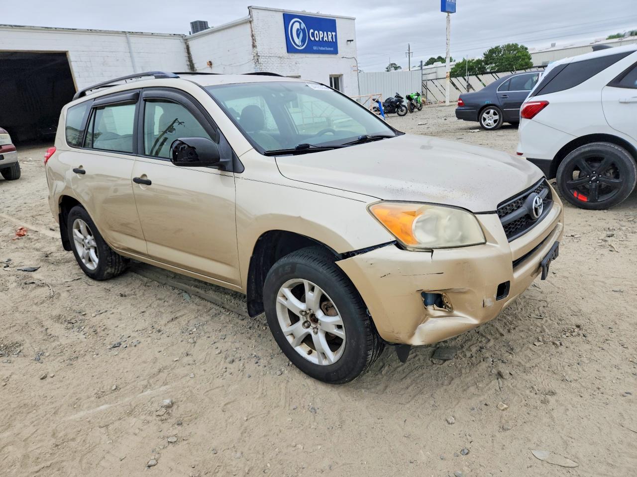 Toyota RAV4 Base