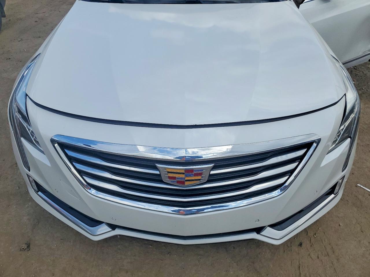 Cadillac CT6 Premium Luxury Csav