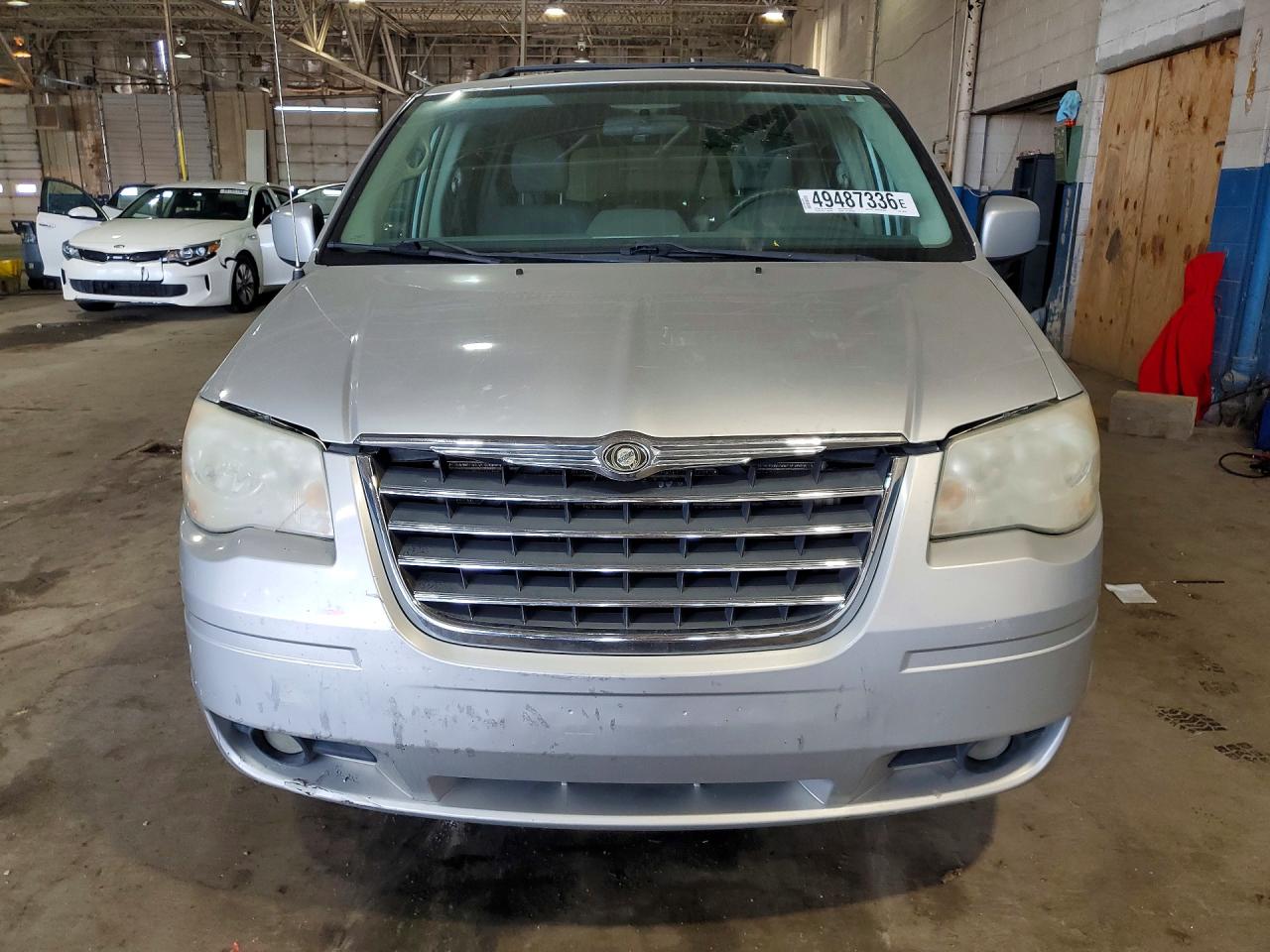Chrysler Minivan Touring