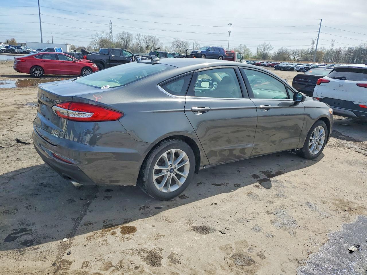 Ford Fusion Se