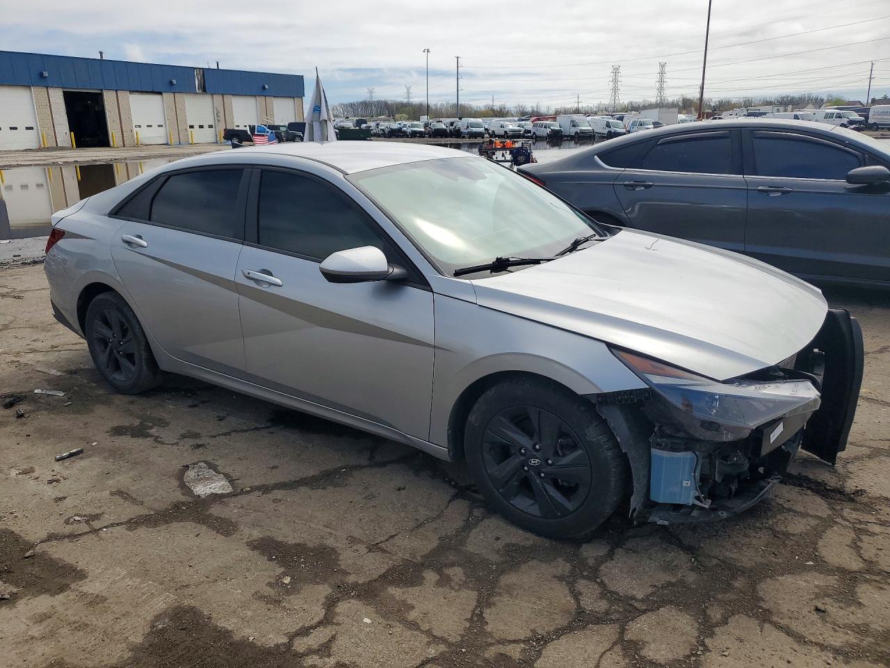 Hyundai ELANTRA Sel