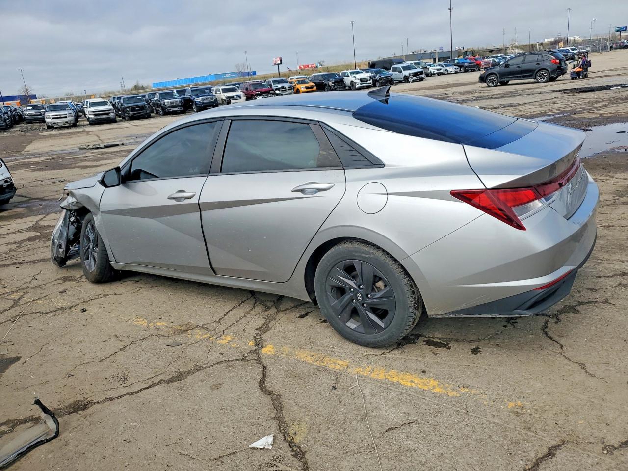 Hyundai ELANTRA Sel