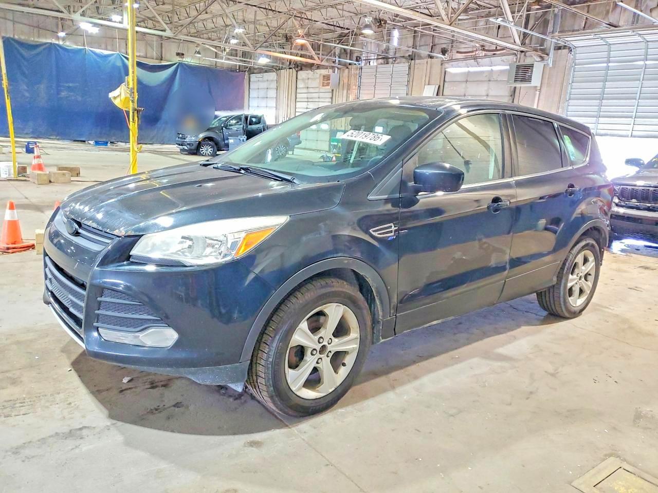 Salvage Ford Escape Image