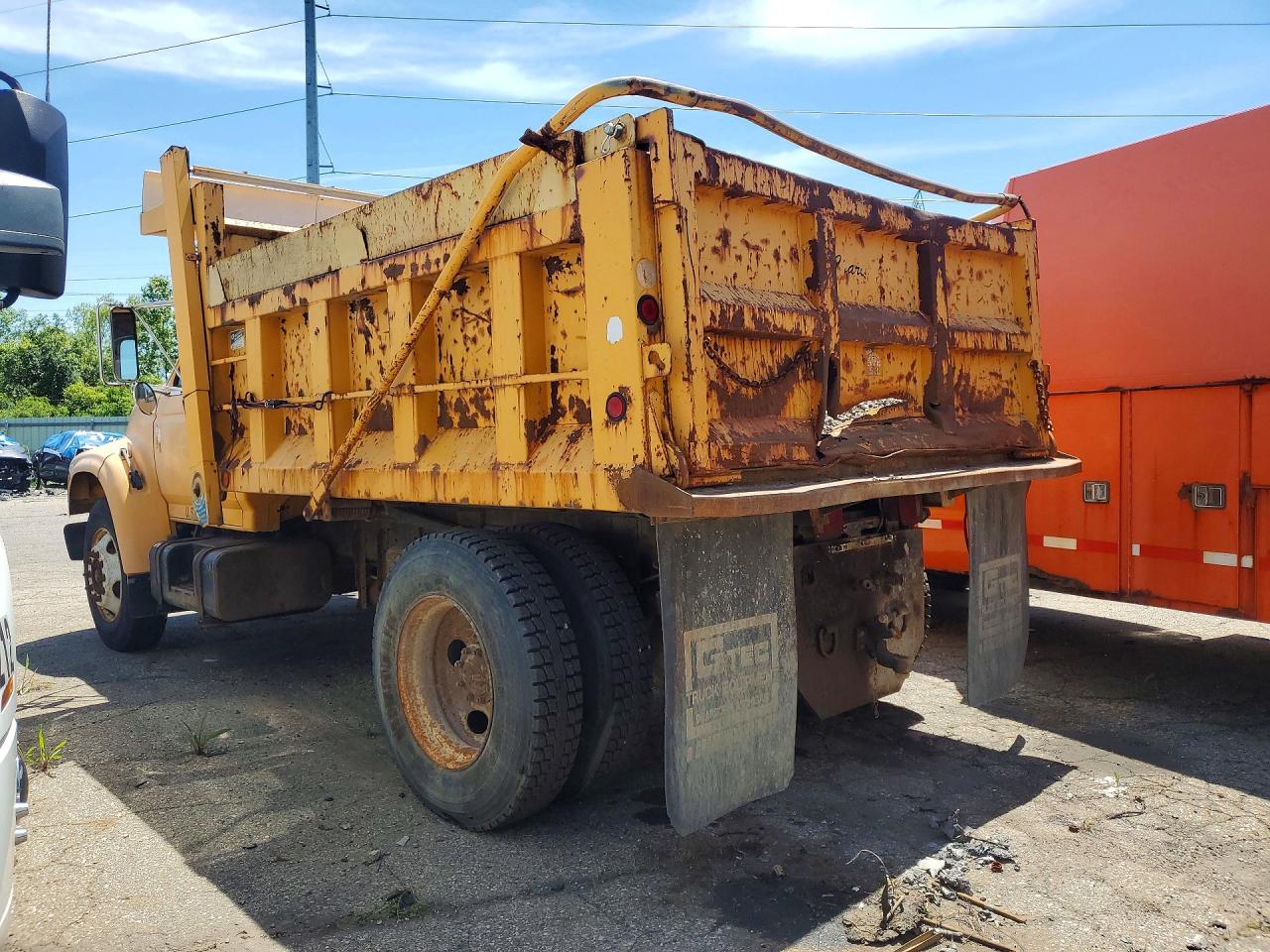 Ford F-800