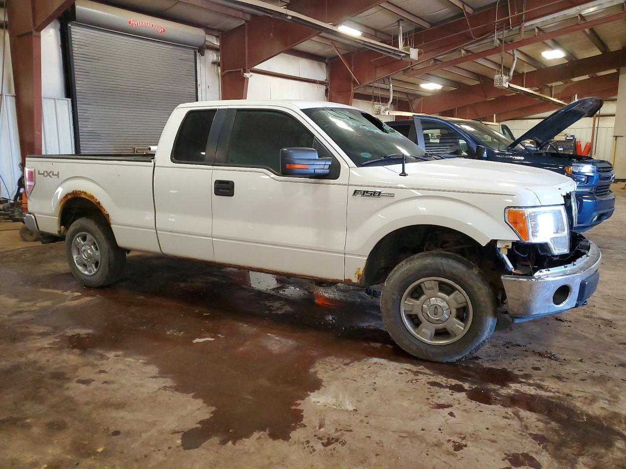 Ford F-150 Super Cab