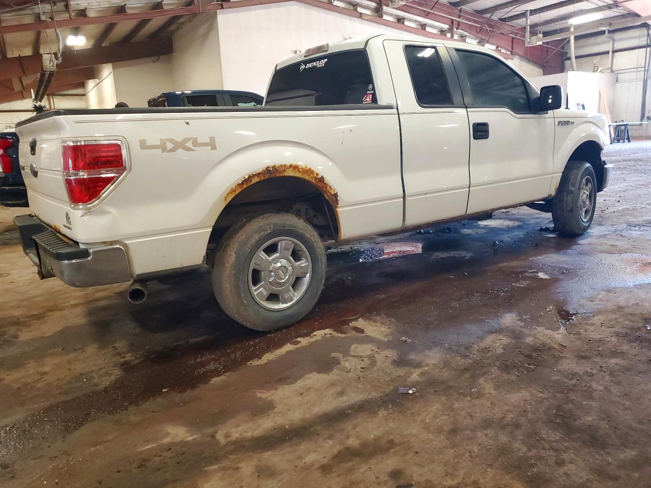 Ford F-150 Super Cab