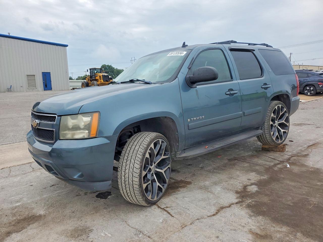 Salvage Chevrolet Tahoe Image