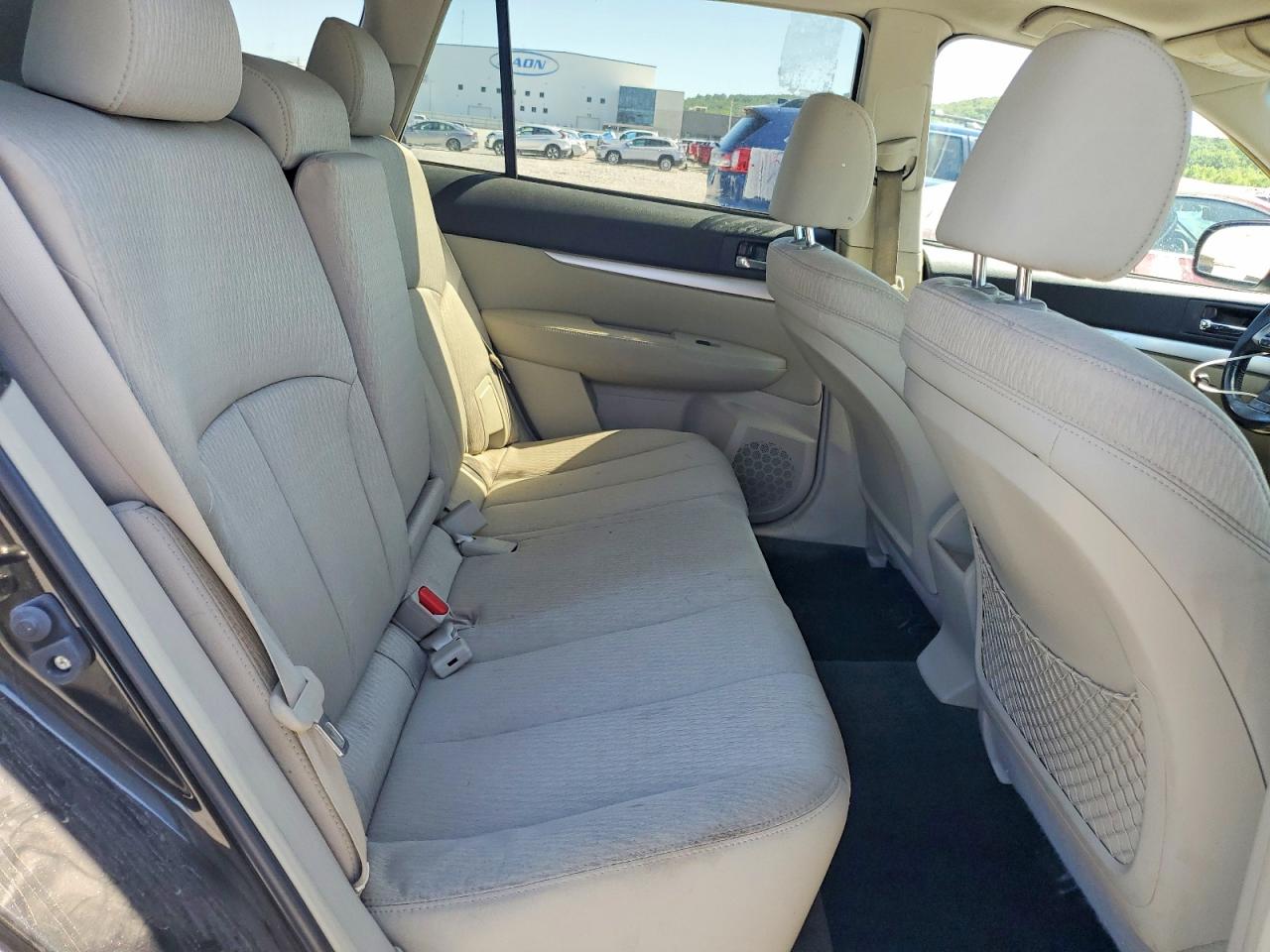 Subaru Outback 2.5i Premium