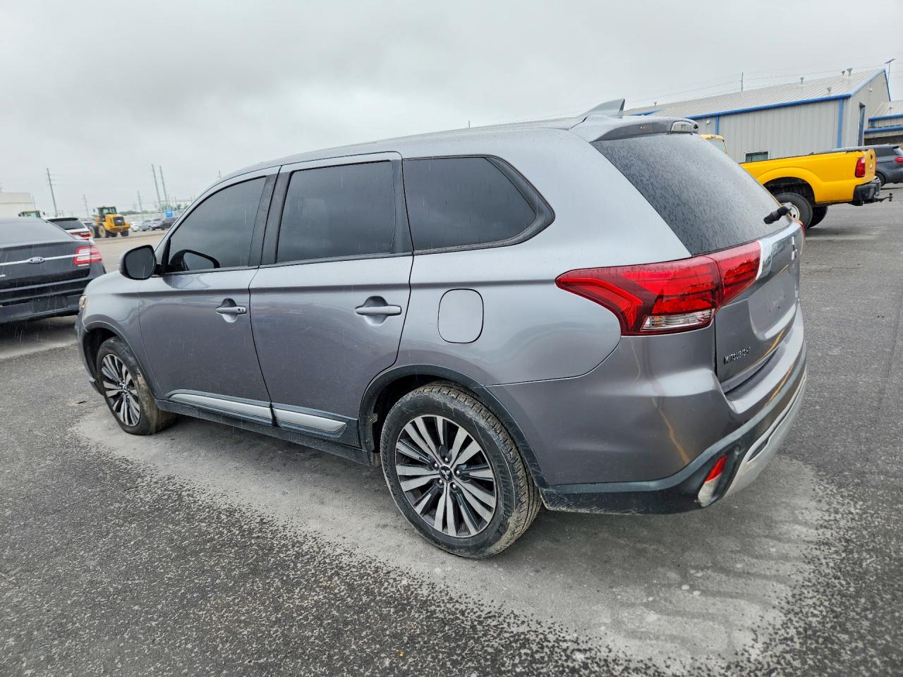 Mitsubishi Outlander Se