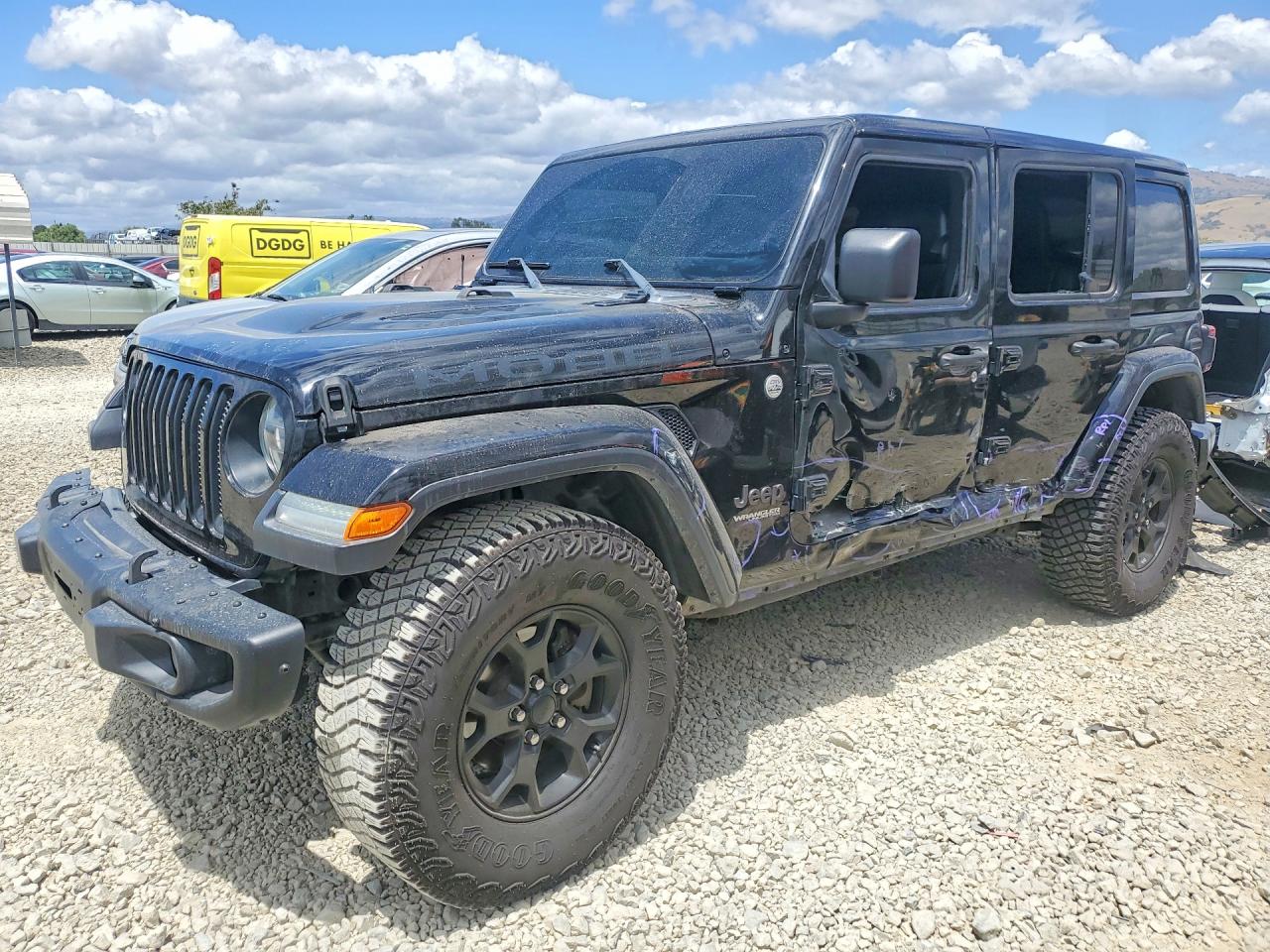 Salvage Jeep Wrangler Image