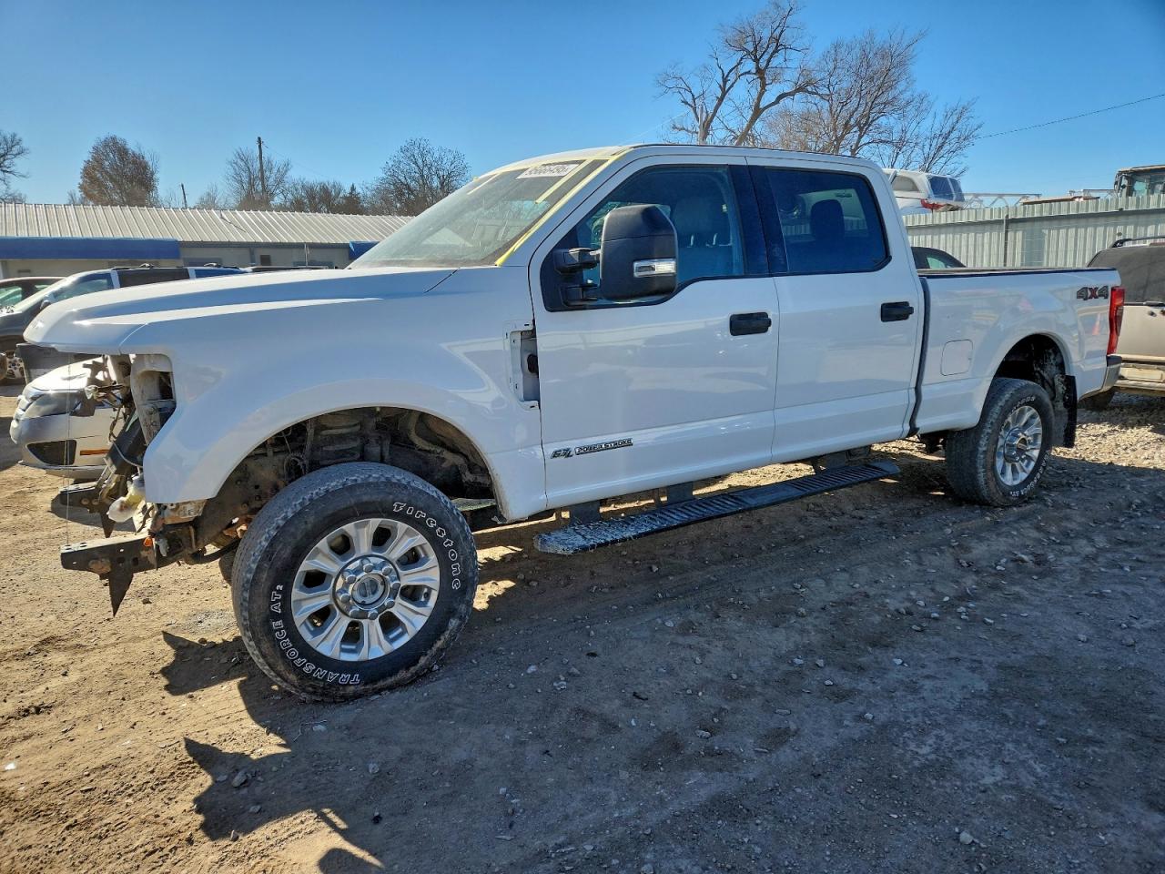 Salvage Ford F-250 Image