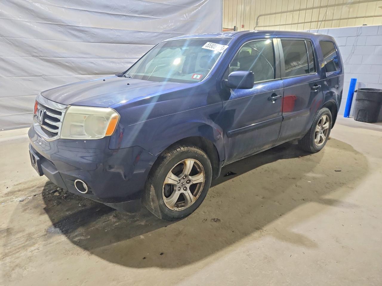 Salvage Honda Pilot Image