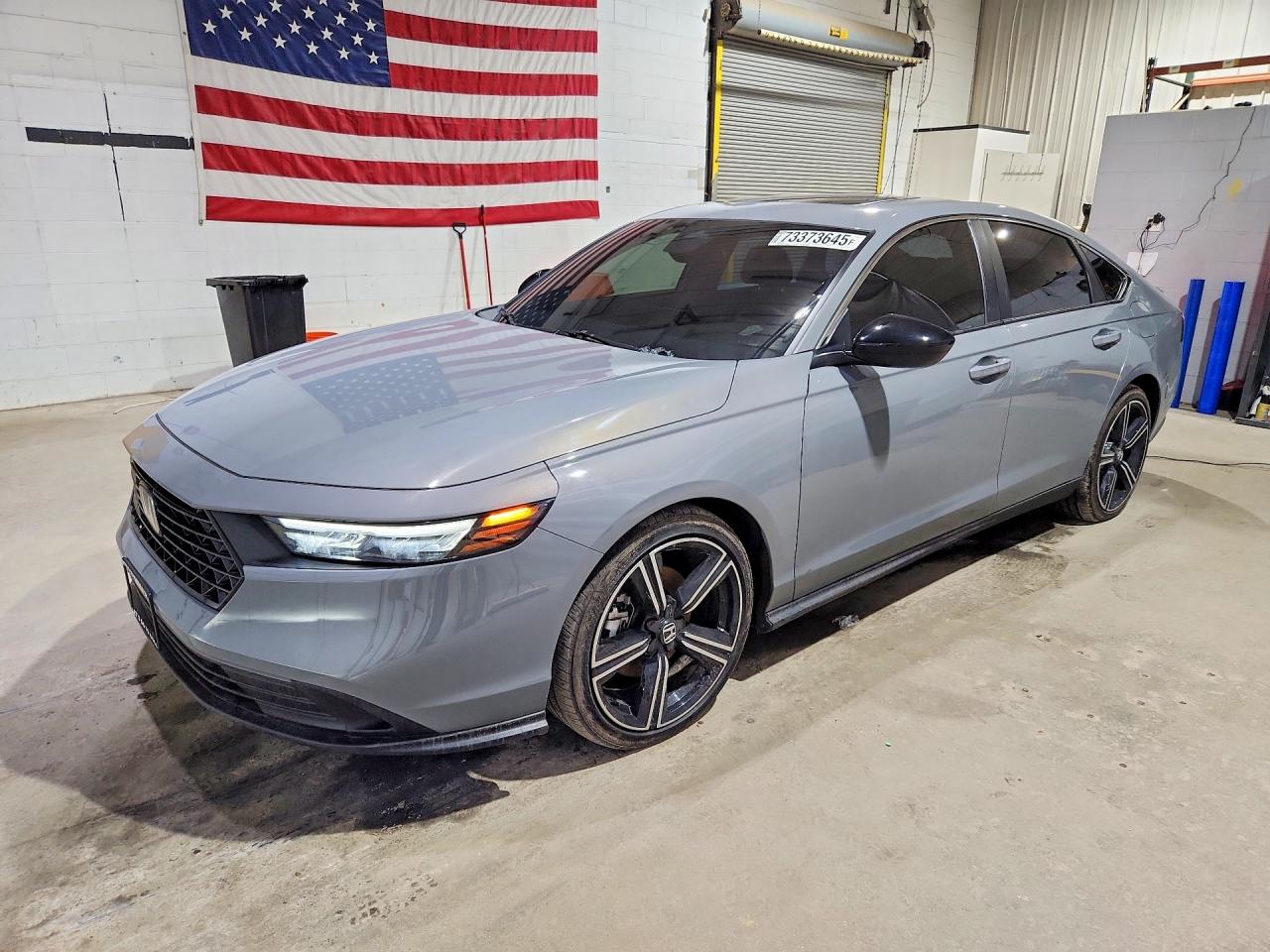 Salvage Honda Accord Image