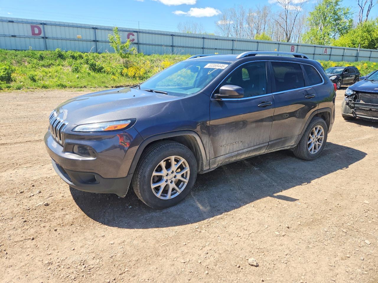 Salvage Jeep Cherokee Image