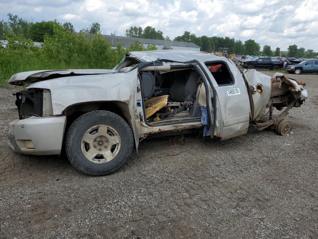 Salvage Chevrolet Silverado Image
