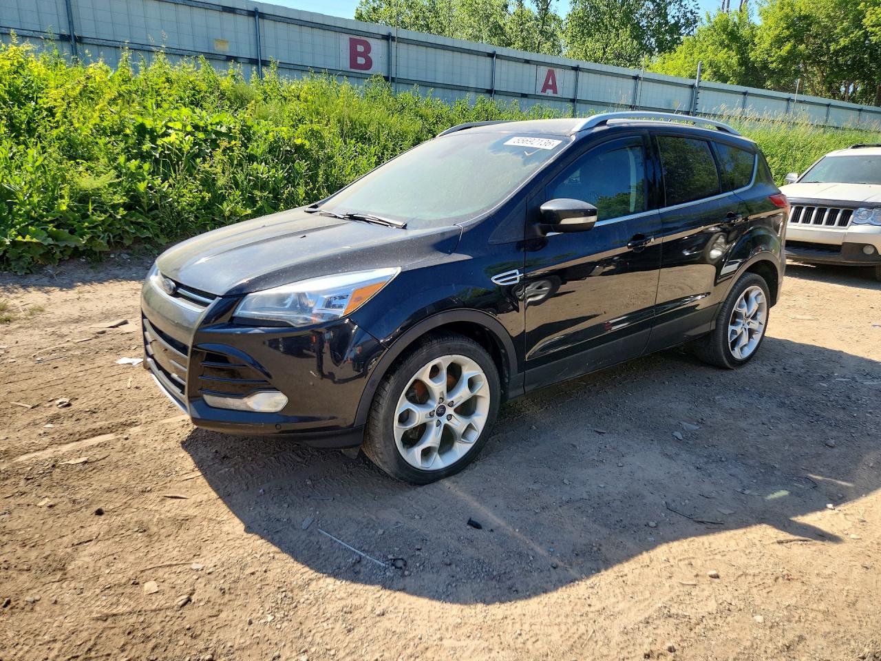 Salvage Ford Escape Image