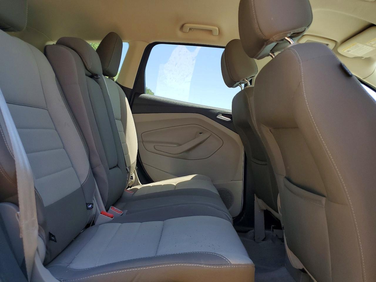 Ford Escape Se