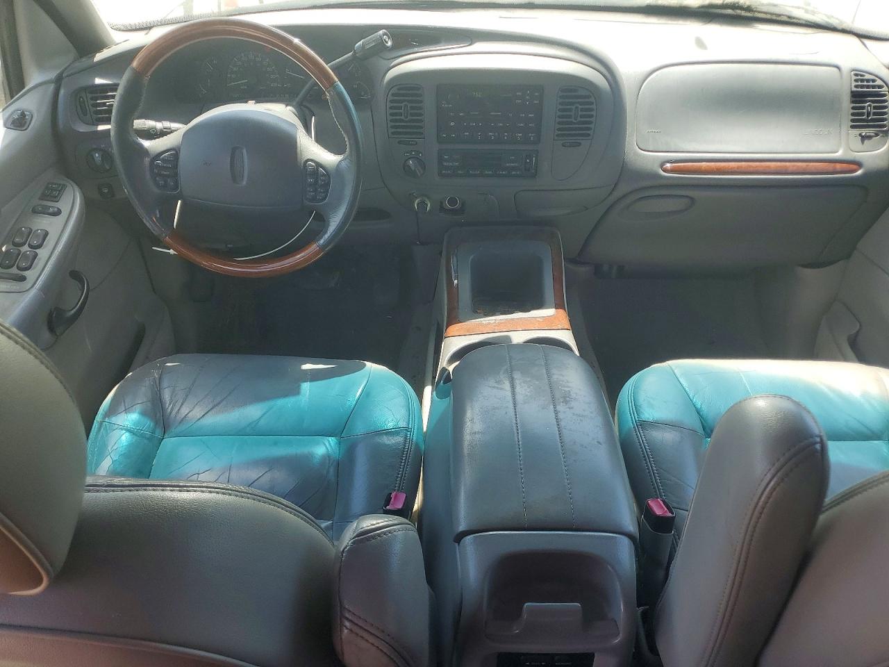Lincoln Navigator