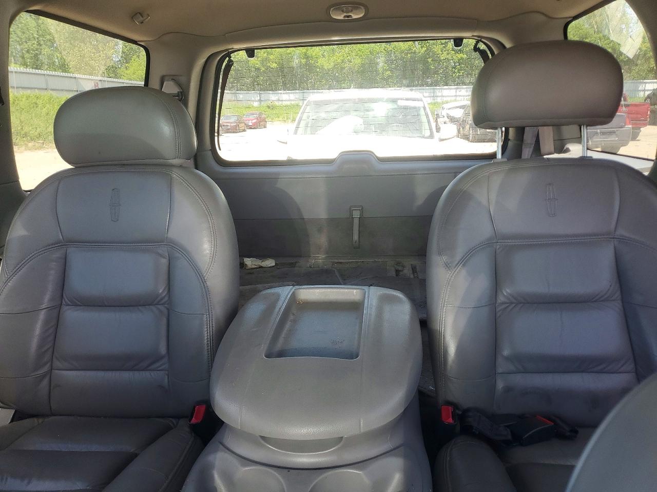 Lincoln Navigator