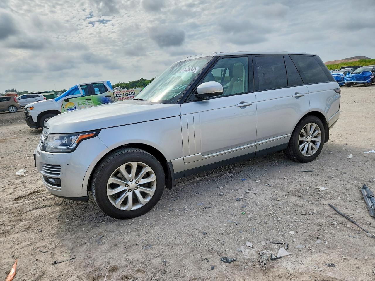 Salvage Land Rover Range Rover Image