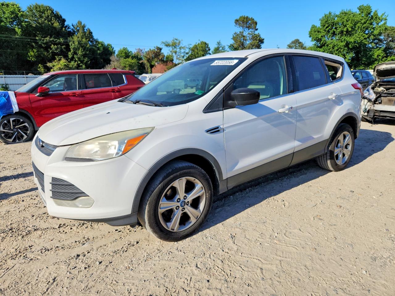 Salvage Ford Escape Image