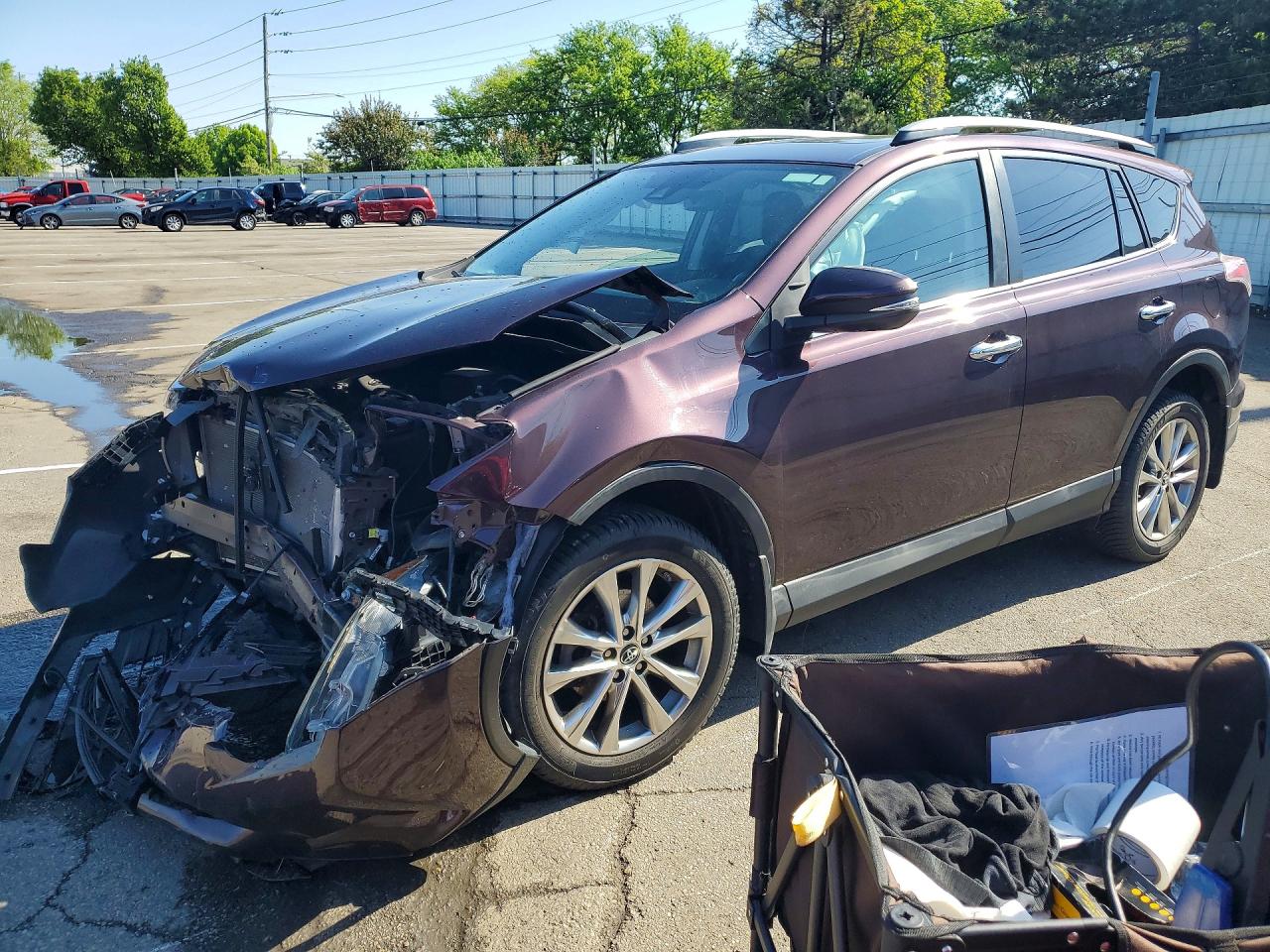 Salvage Toyota RAV4 Image