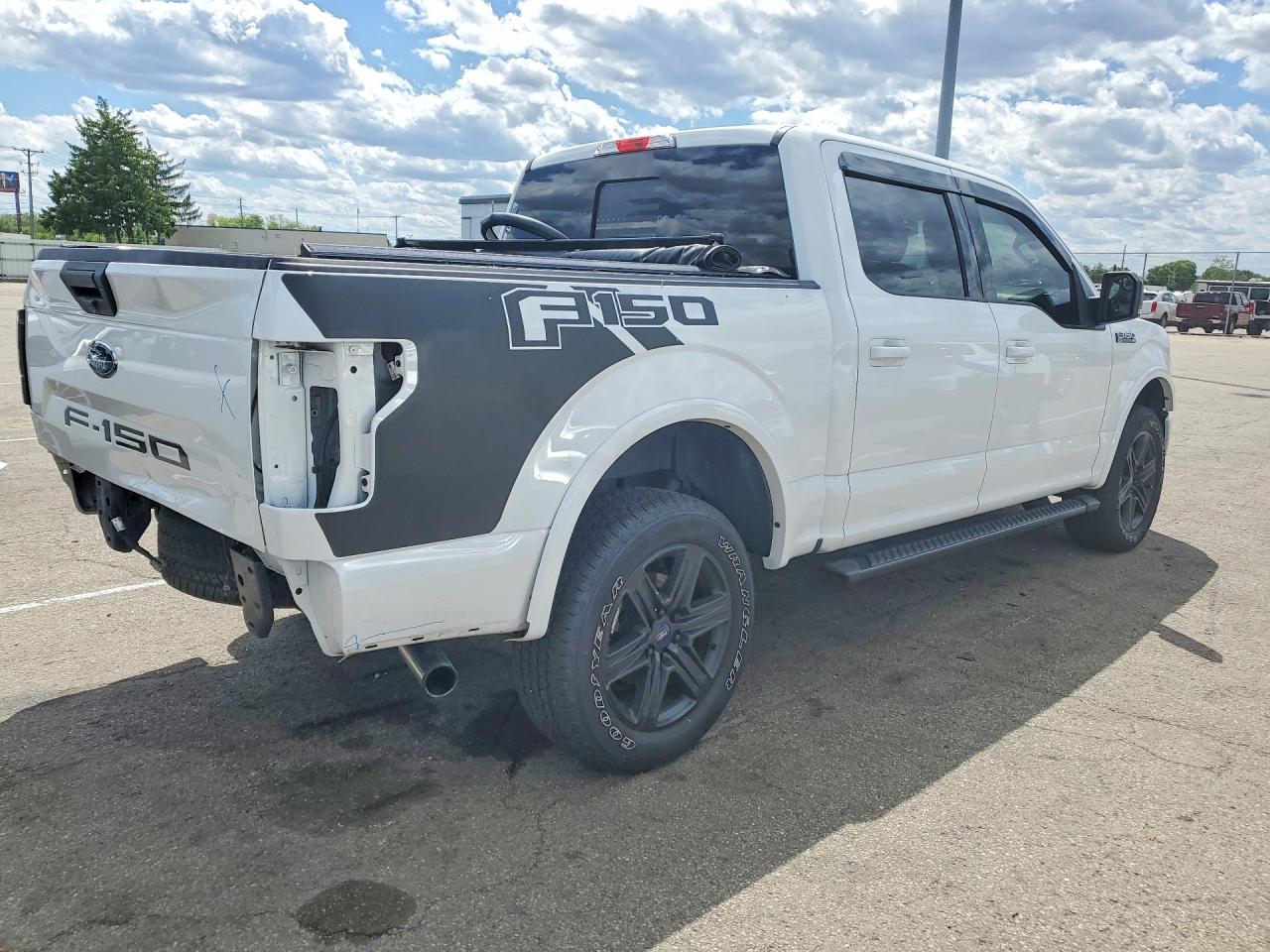 Ford F-150 Supercrew
