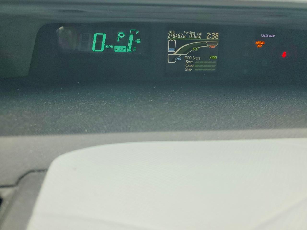Toyota Prius c Three
