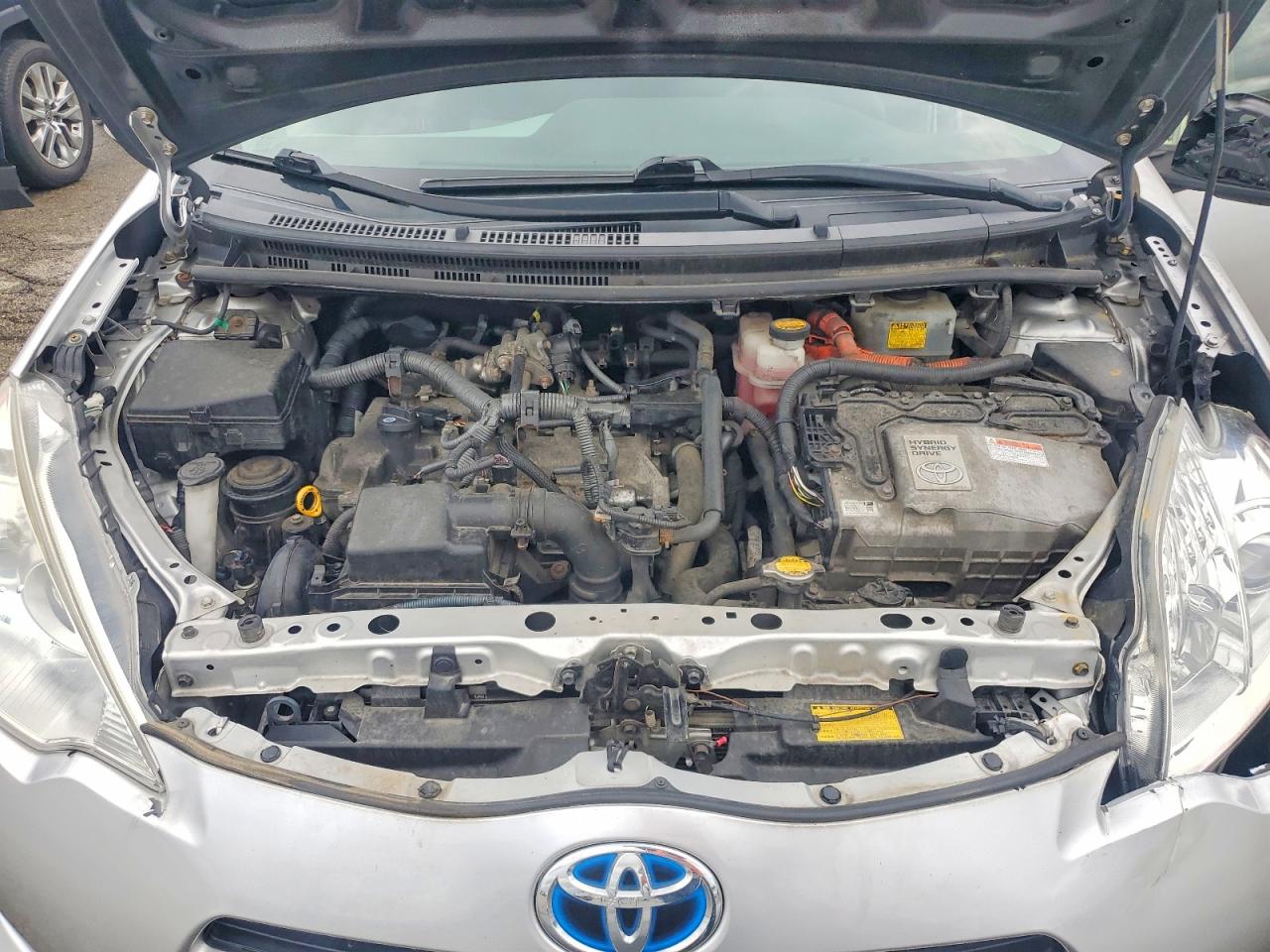 Toyota Prius c Three