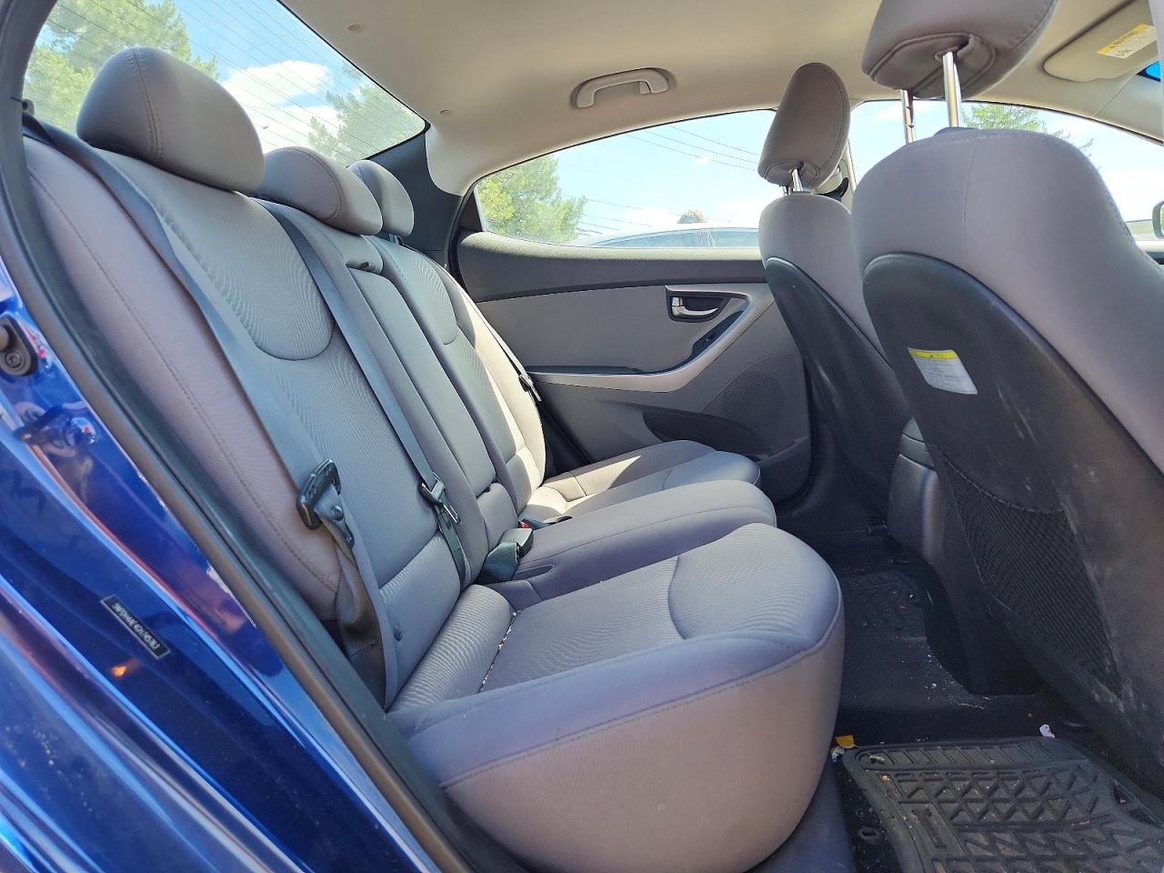 Hyundai ELANTRA Se