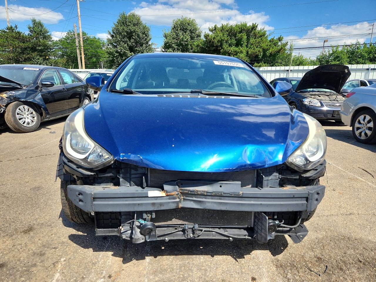 Hyundai ELANTRA Se