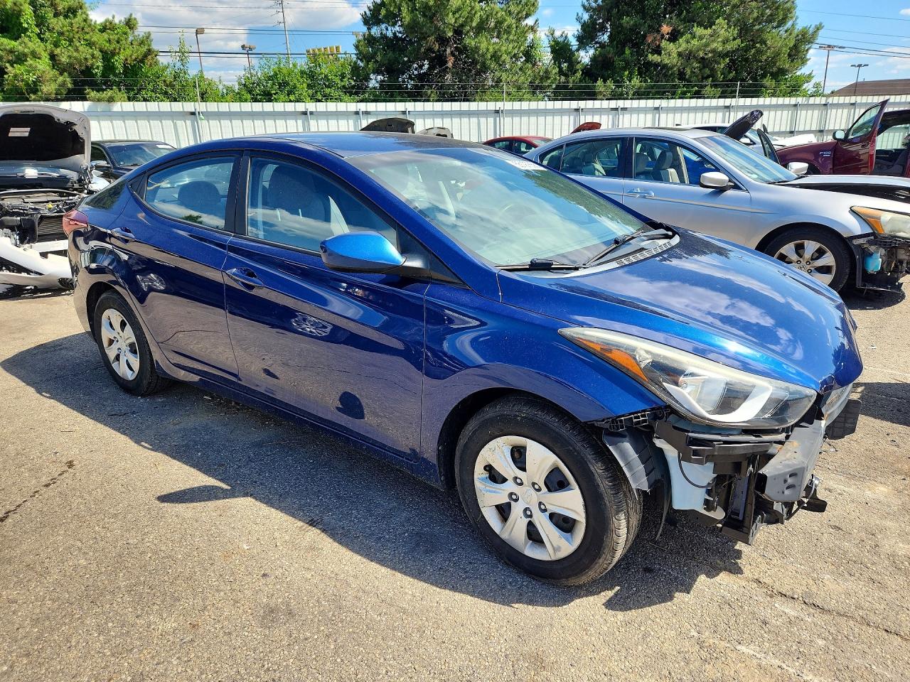 Hyundai ELANTRA Se
