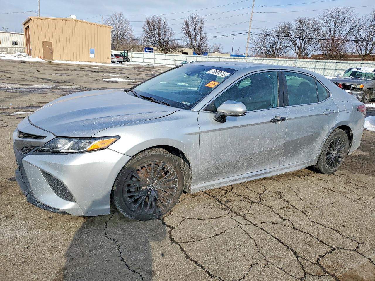 Salvage Toyota Camry Image