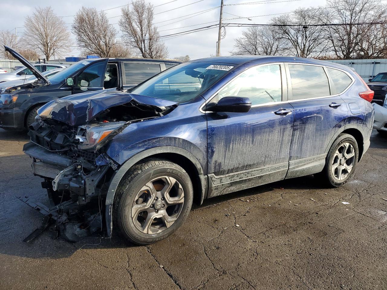 Salvage Honda Crv Image