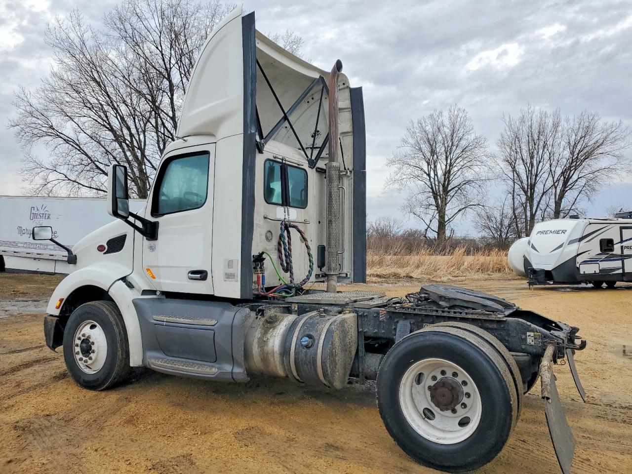 Peterbilt 579