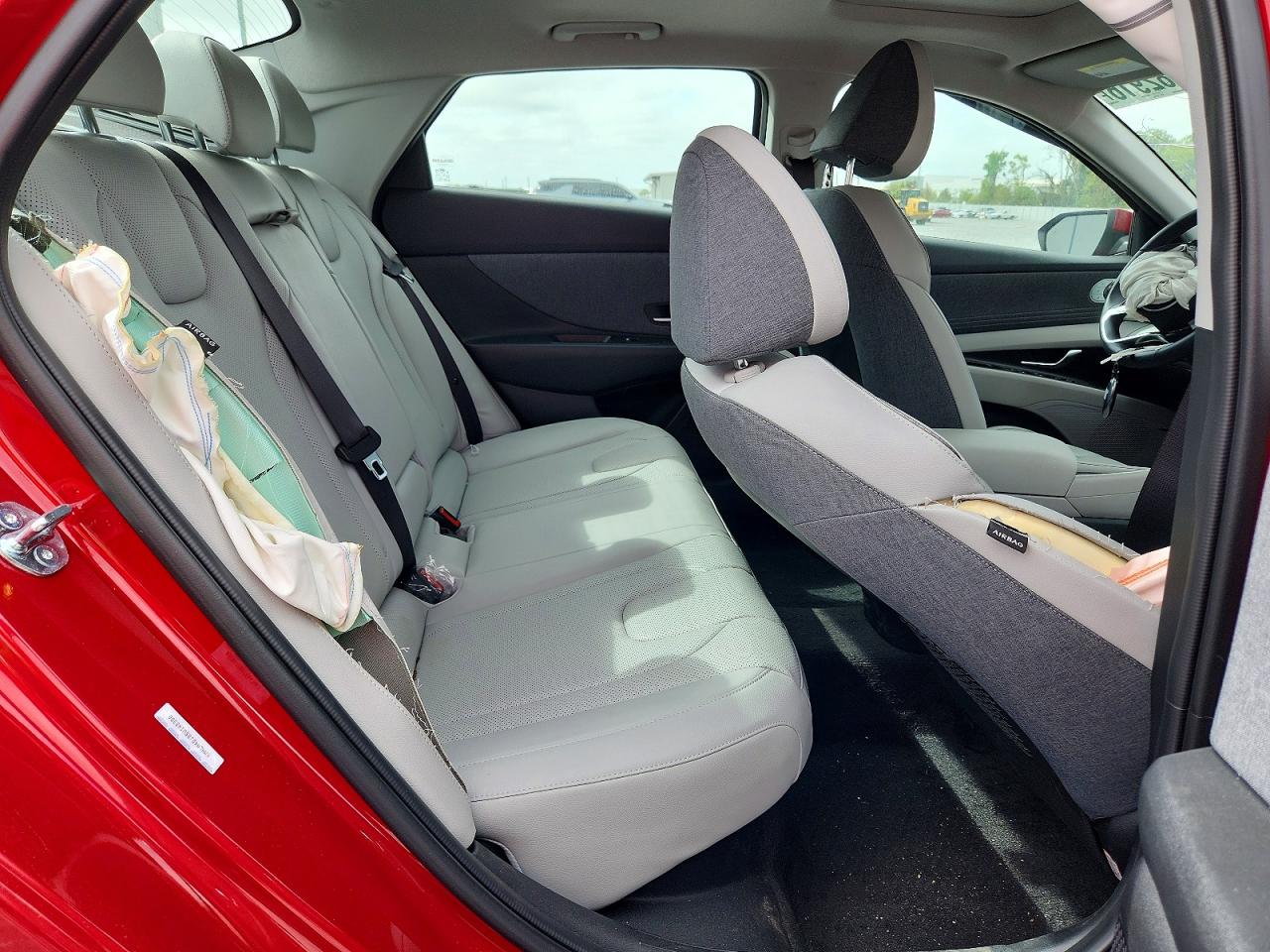 Hyundai ELANTRA Limited