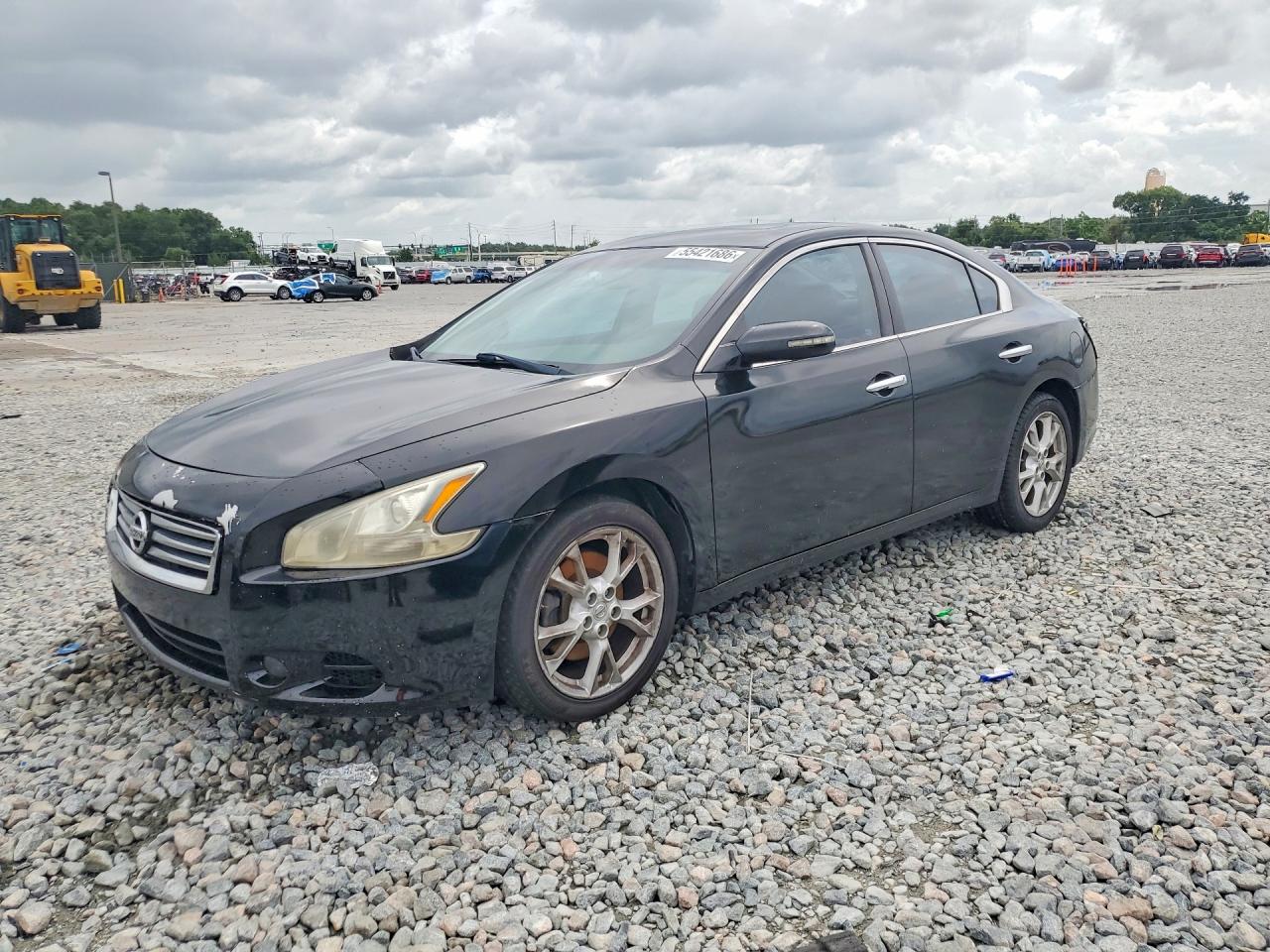 Salvage Nissan Maxima Image