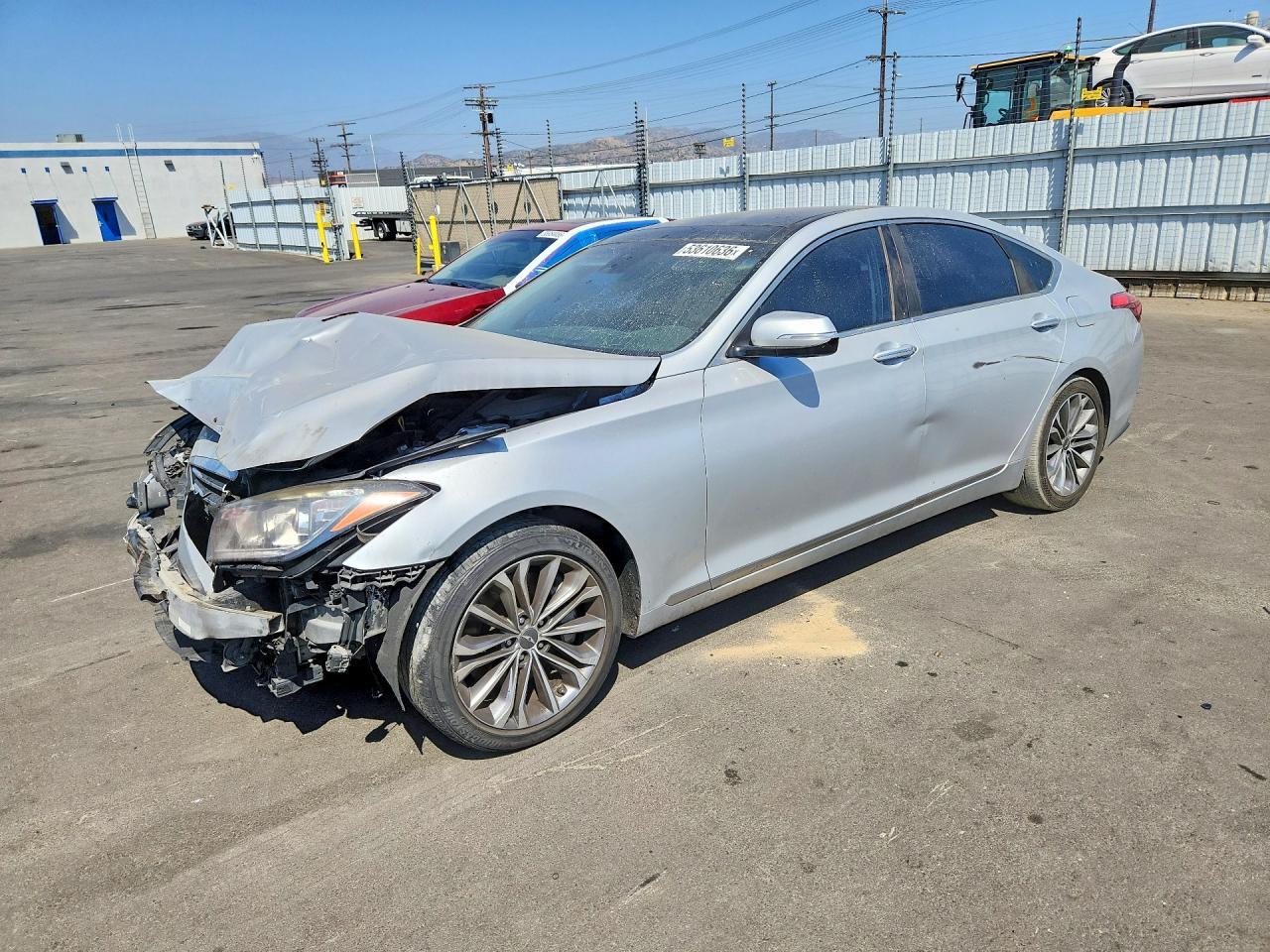 Salvage Hyundai Genesis Image