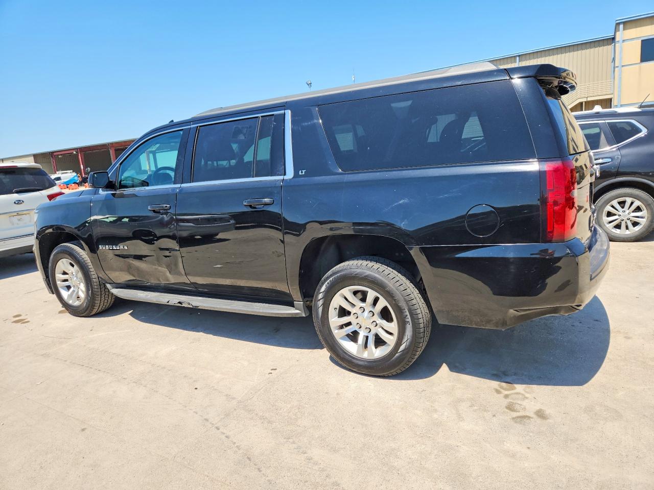 Chevrolet Suburban C1500 Lt