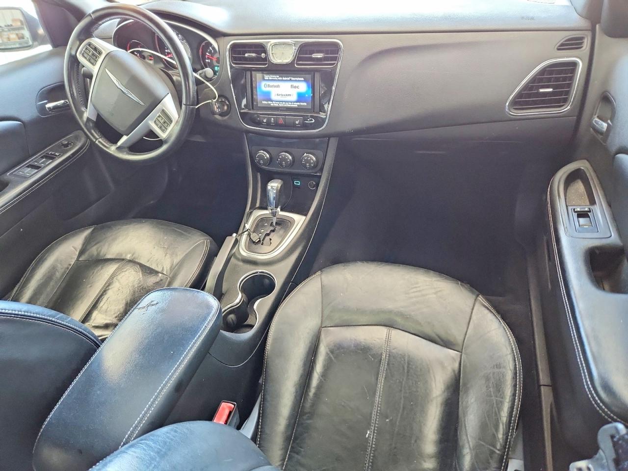 Chrysler 200 Limited