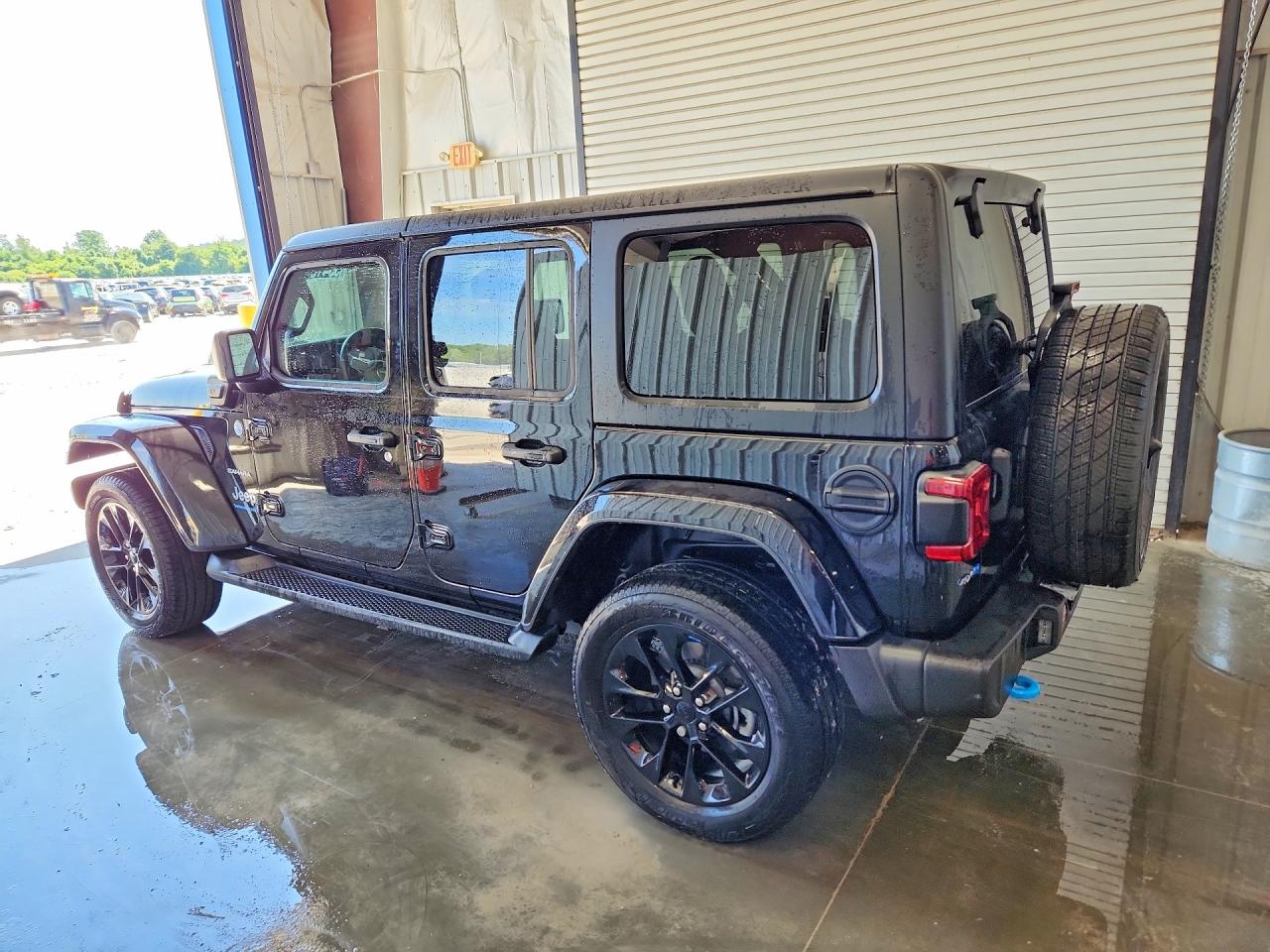 Jeep Wrangler Sahara 4xe
