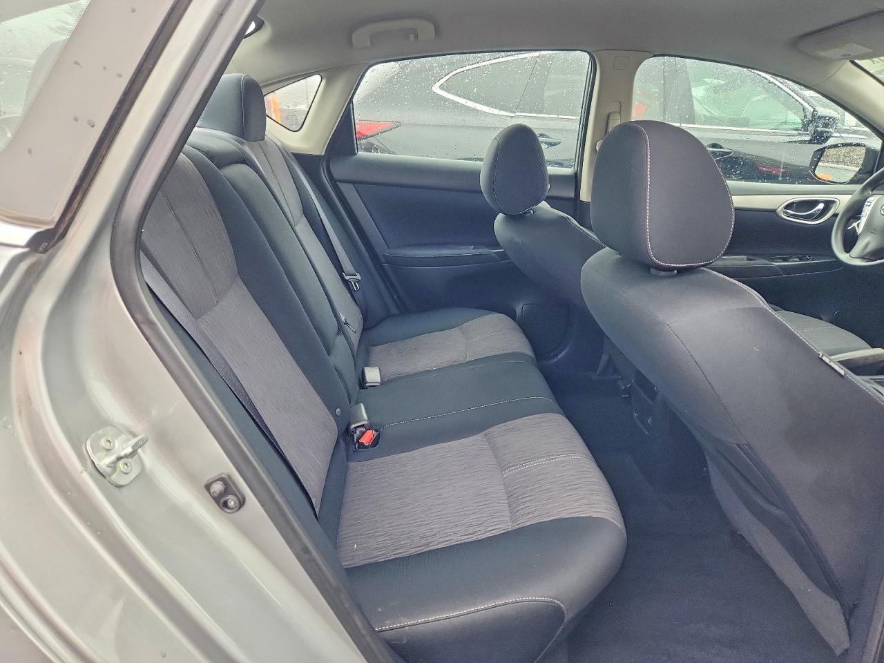 Nissan Sentra S