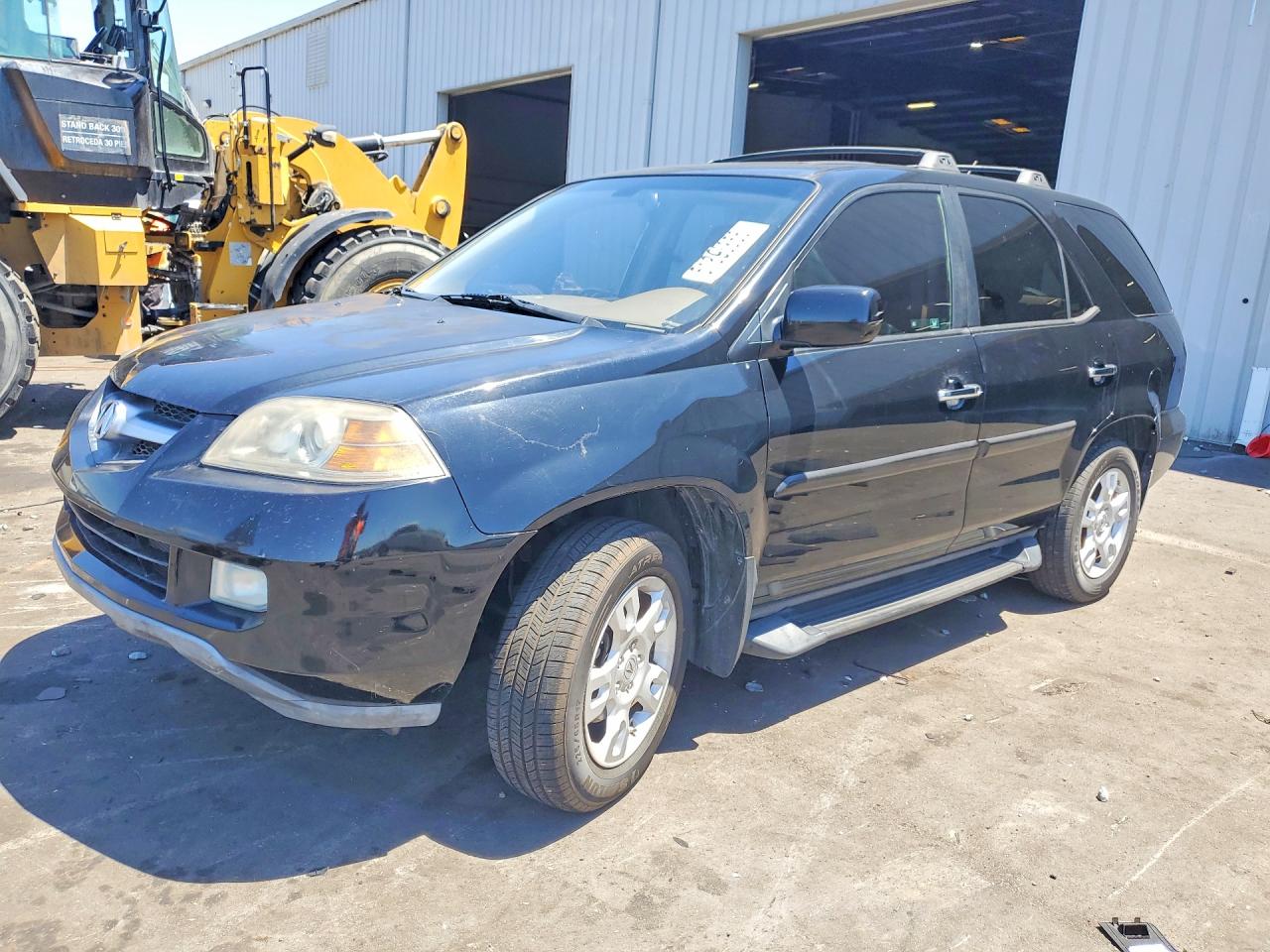 Salvage Acura MDX Image