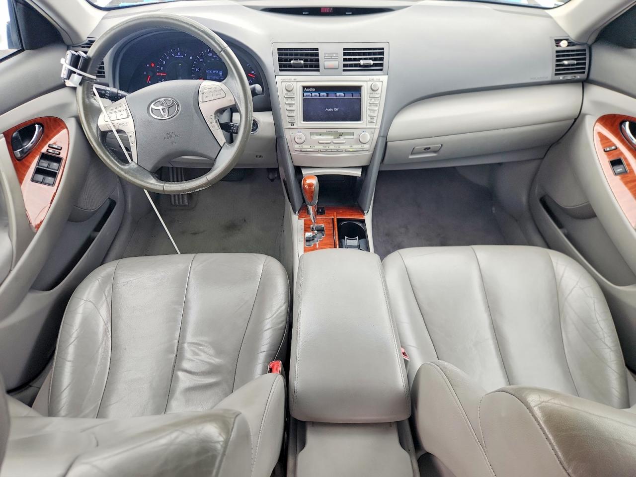 Toyota Camry Xle