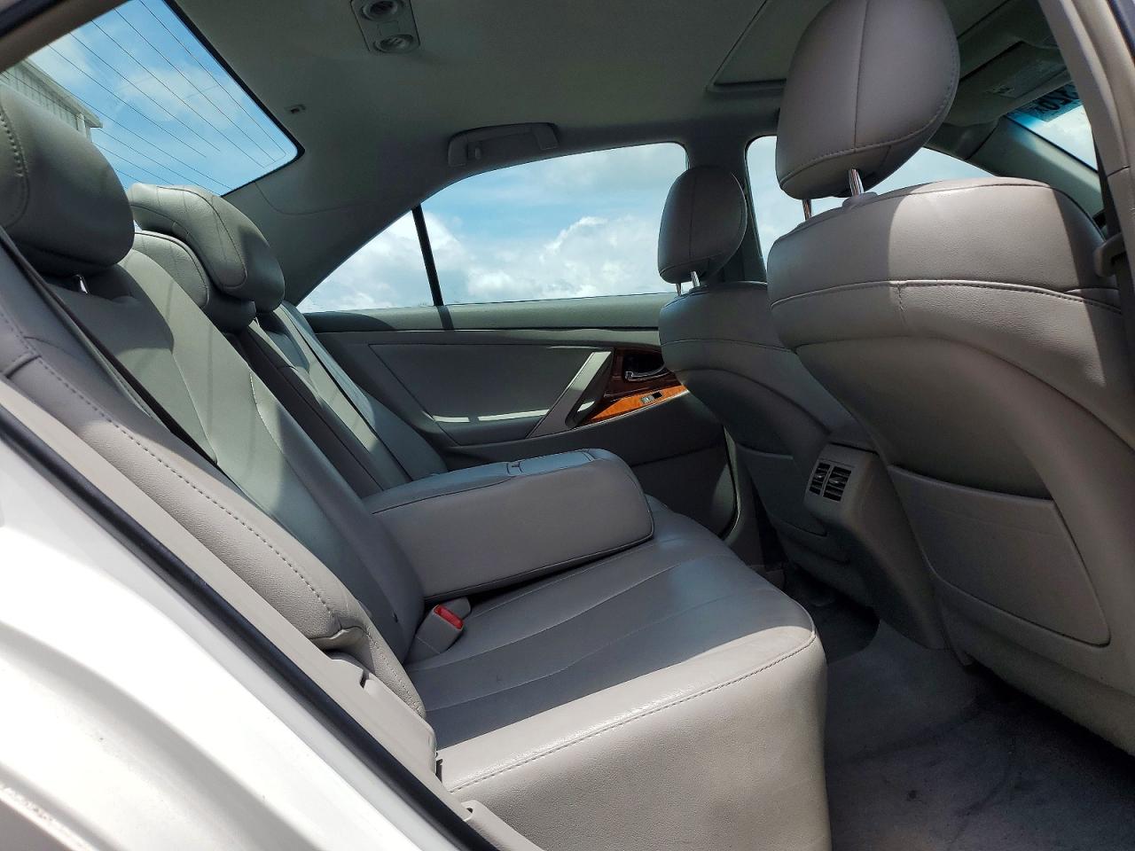 Toyota Camry Xle
