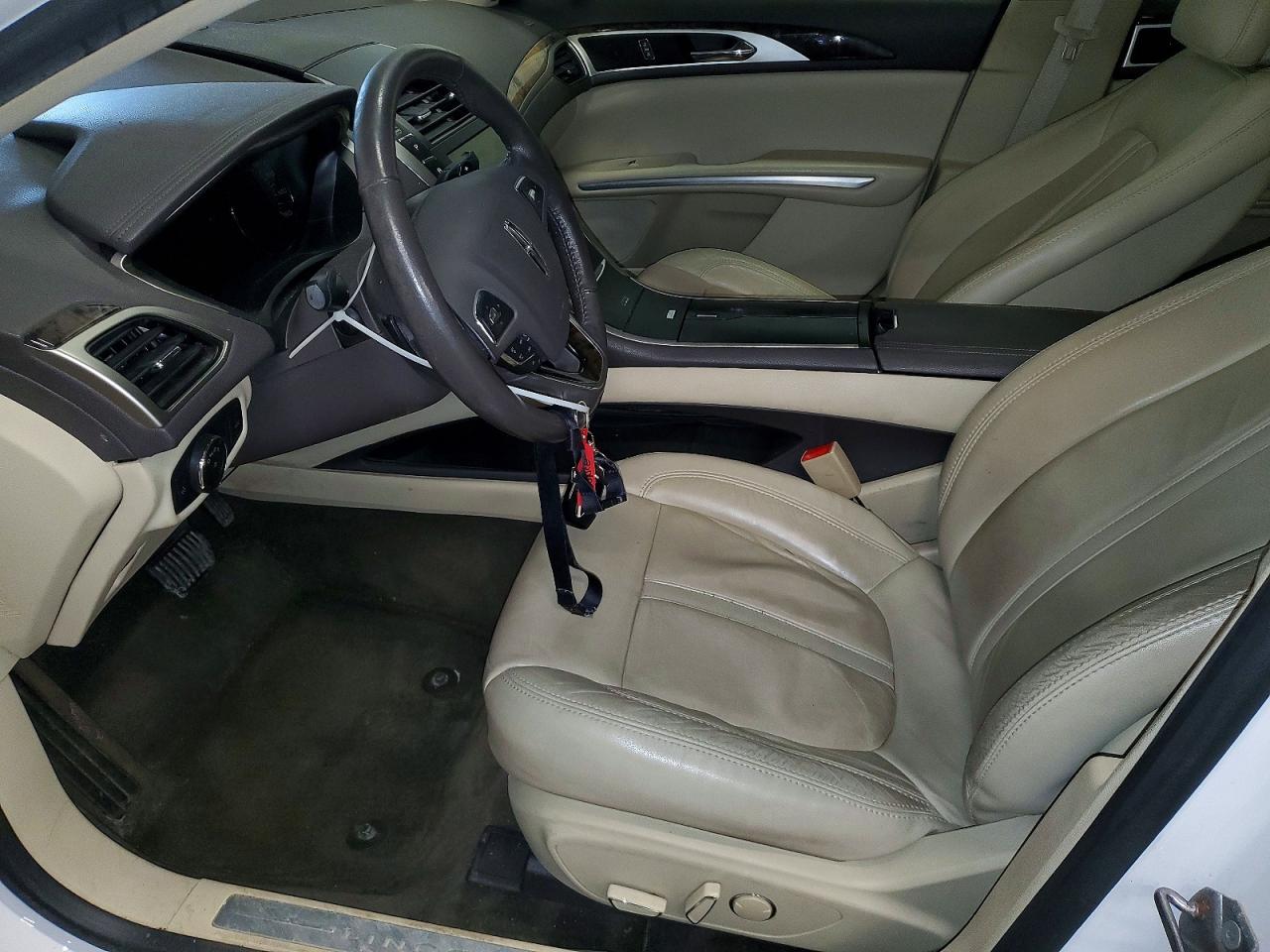 Lincoln MKZ