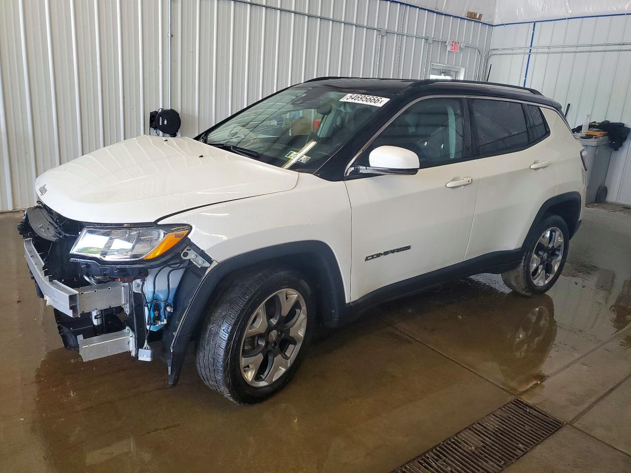Salvage Jeep Compass Image